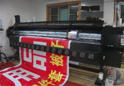 石林喷绘广告分辨率是多少？