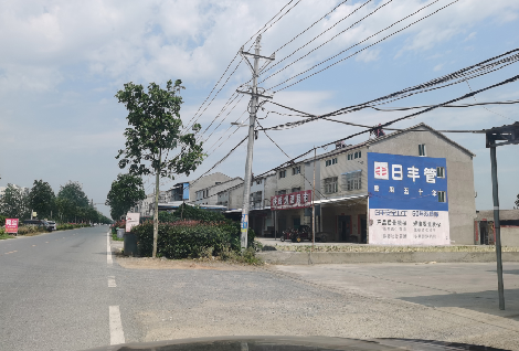 石林如何能保证墙体广告的醒目性？